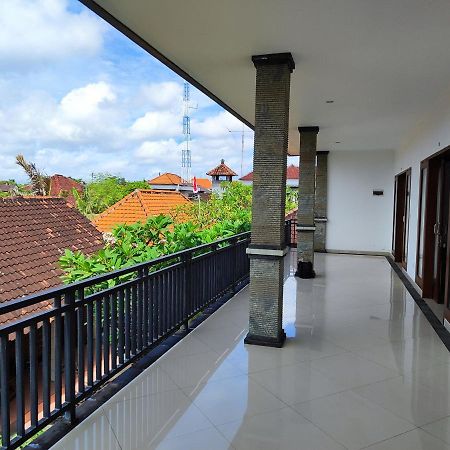 La Homestay Sanur Екстер'єр фото